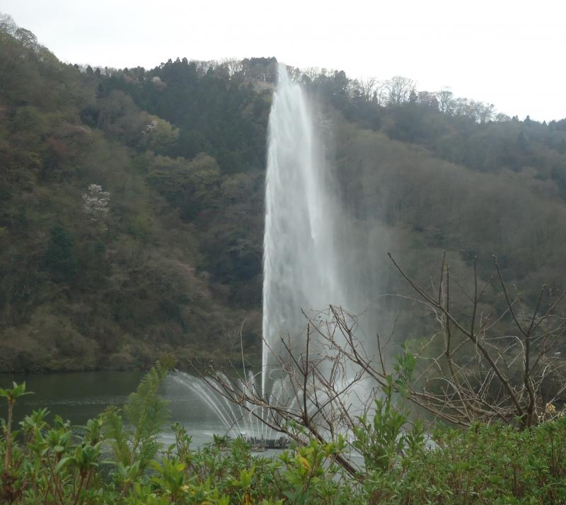 十王ダムの噴水です