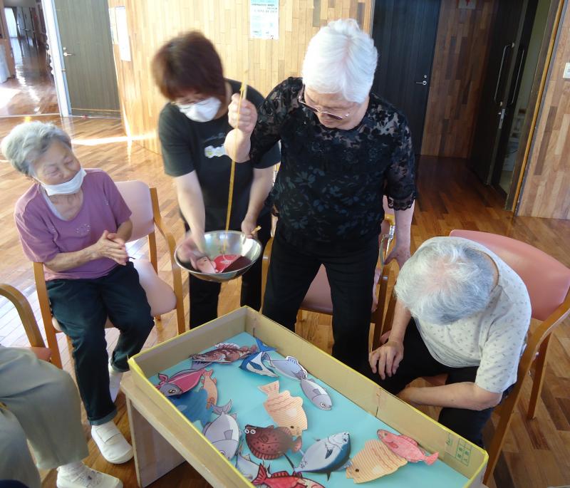 魚釣りゲームです♪